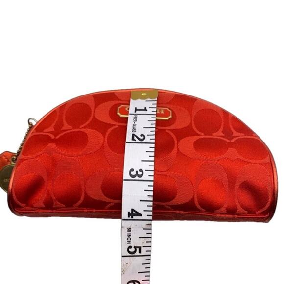 COACH Red Limited Edition Estee Lauder 2010 Cosmetic Make Up Bag - Picture 9 of 10